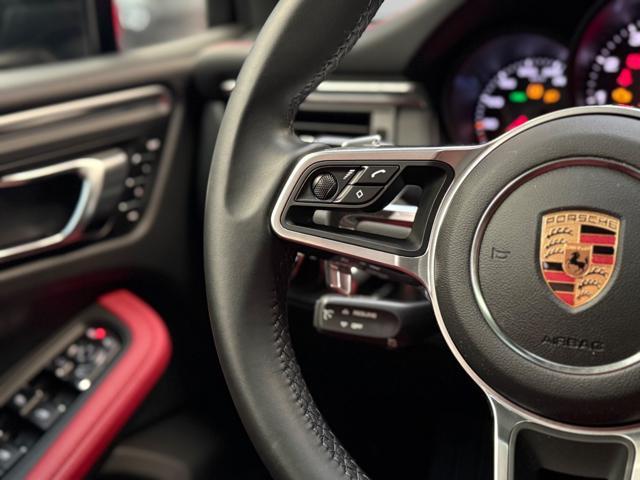 PORSCHE Macan 2.0