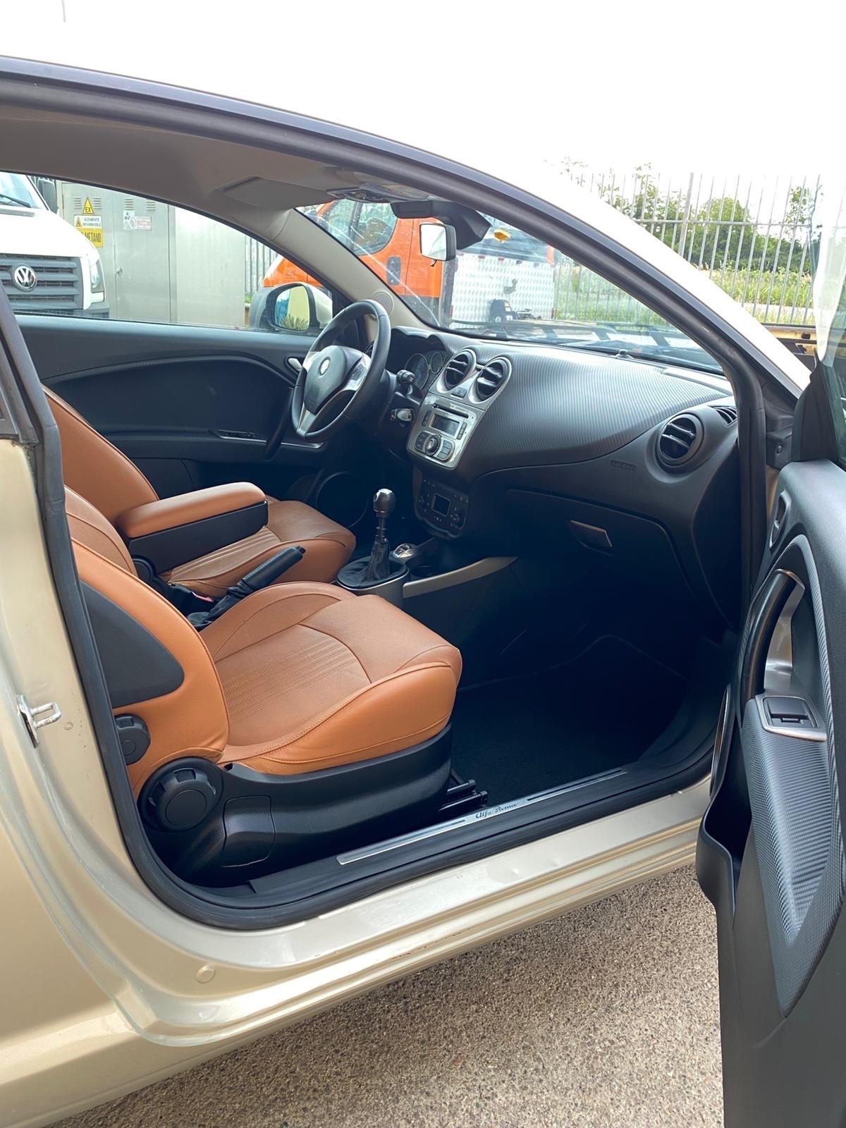 Alfa Romeo MiTo 1.4 T 135 CV M.air S&S TCT Distinctive