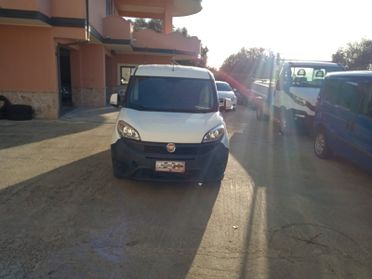 Fiat Doblò MJT 3 posti con porta laterale e clima