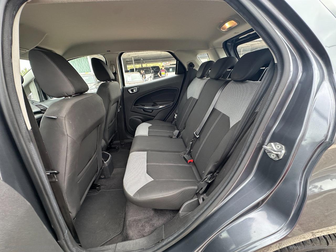 FORD EcoSport 1.5 TDCi 95 CV Titanium