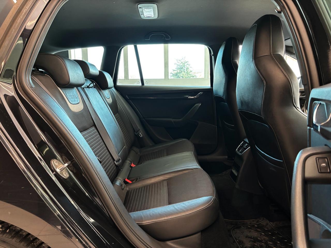 Skoda Octavia 2.0 TDI DSG Wagon RS 184CV