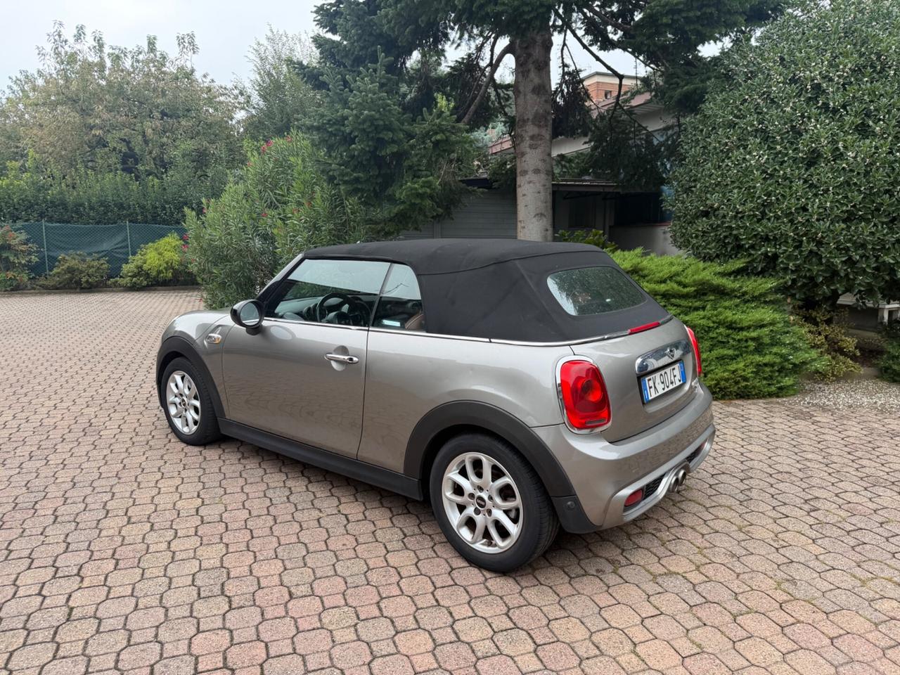 Mini 2.0 Cooper SD aut. Cabrio