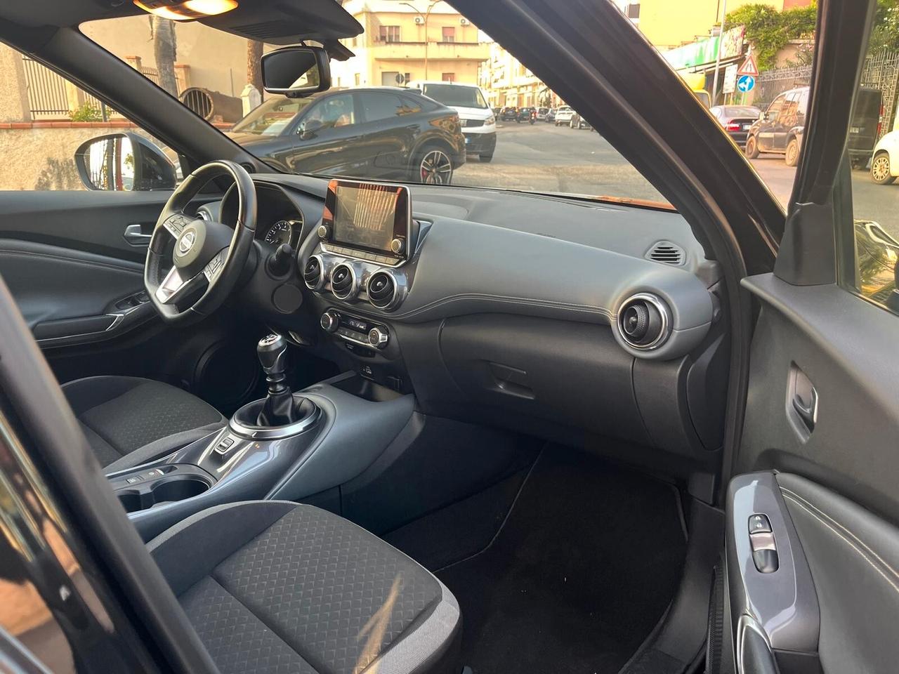 Nissan Juke 1.0 DIG-T 114 CV DCT N-Connecta