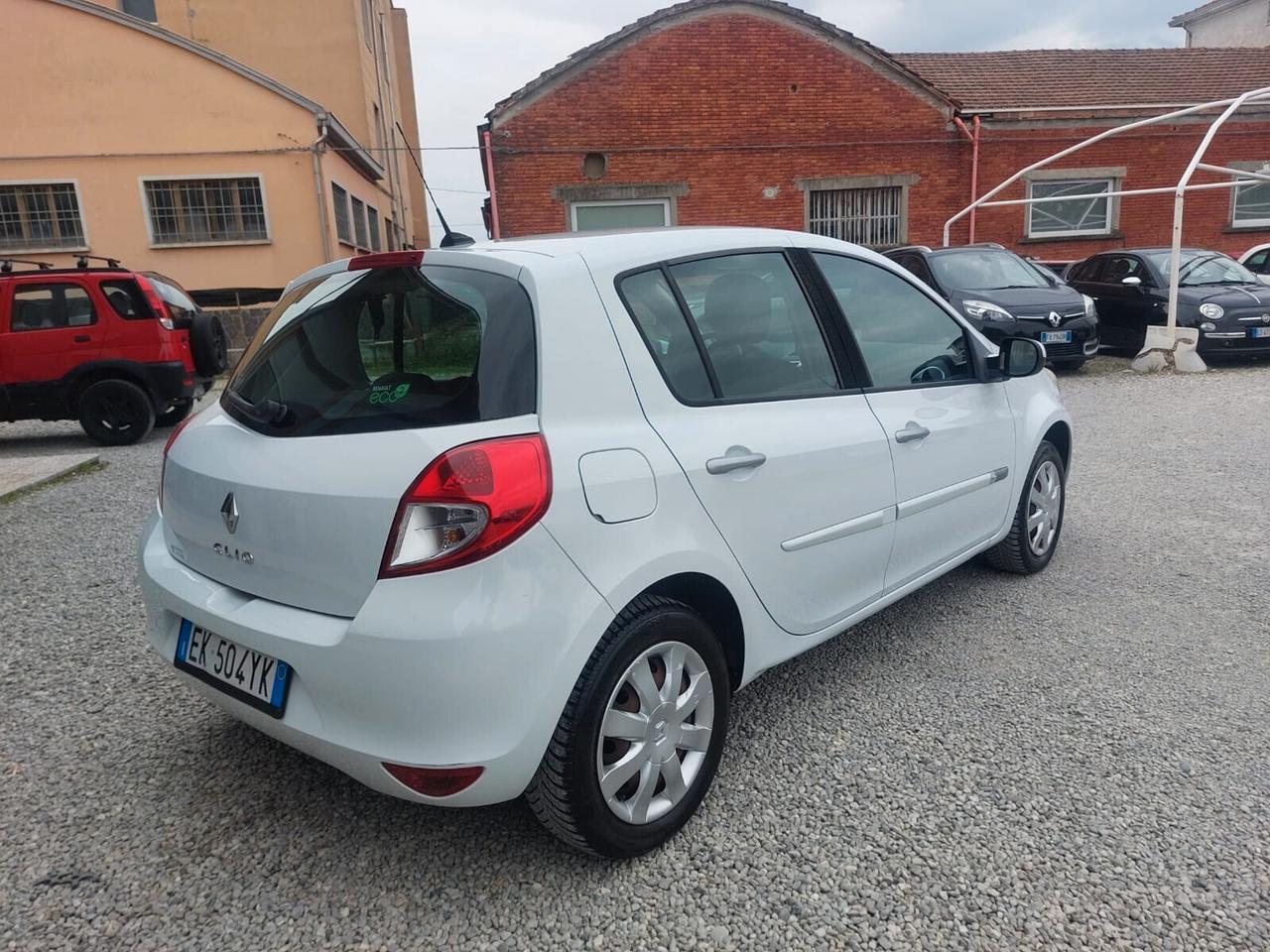 Renault Clio 1.2 16V 5 porte GPL UNICO PROPRIETARIO