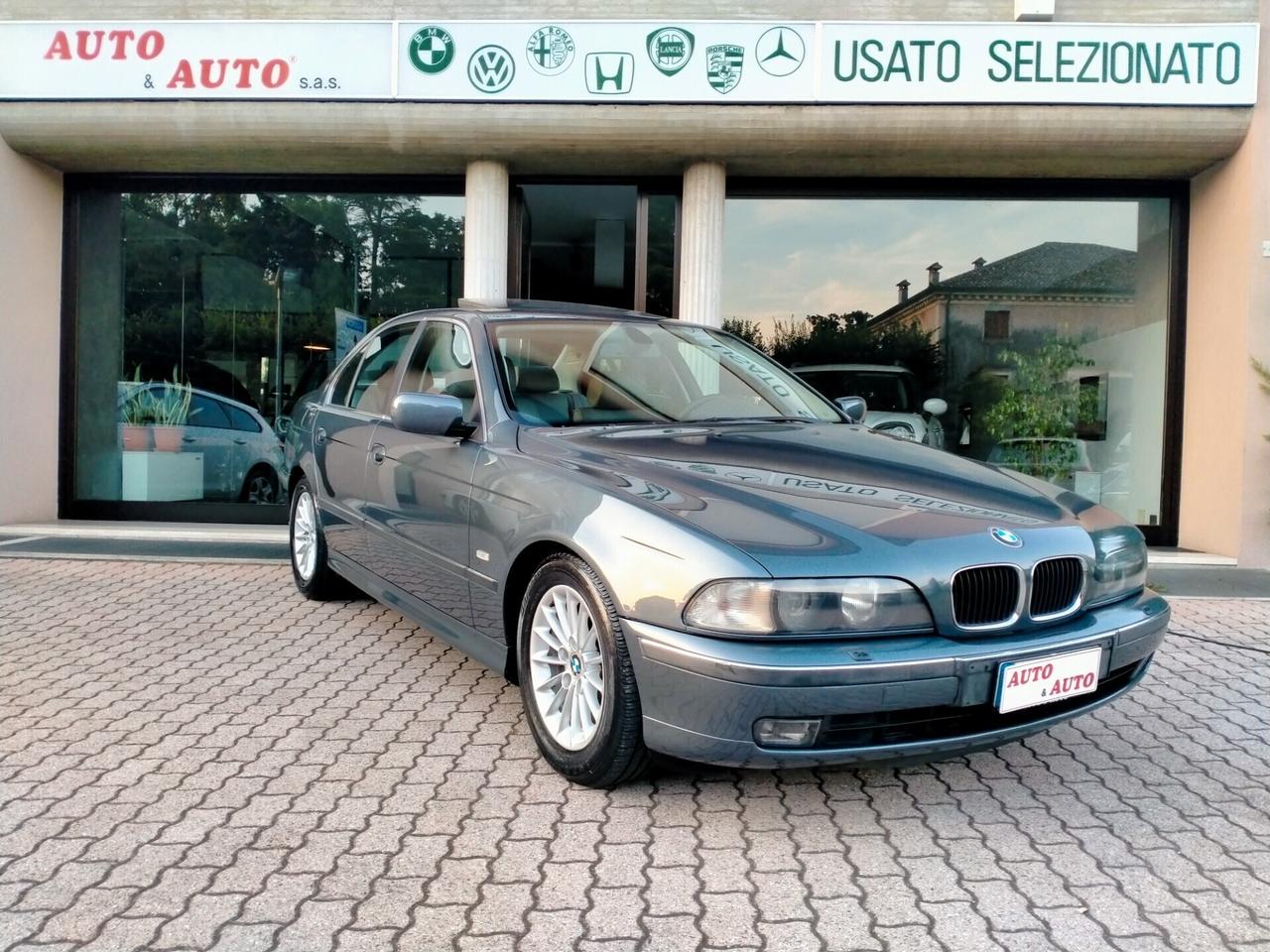 BMW 528 i E39 ATTIVA 193CV TARGA ORIGINALE / INTERNI PELLE / TETTO / AUTOMATICA