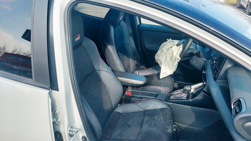 Toyota Yaris 1.5 Hybrid GR Sport INCIDENTATA