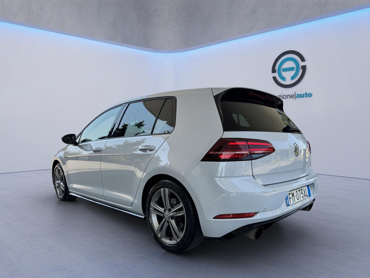 Volkswagen Golf 1.4 TSI 125 CV 5p. R Line