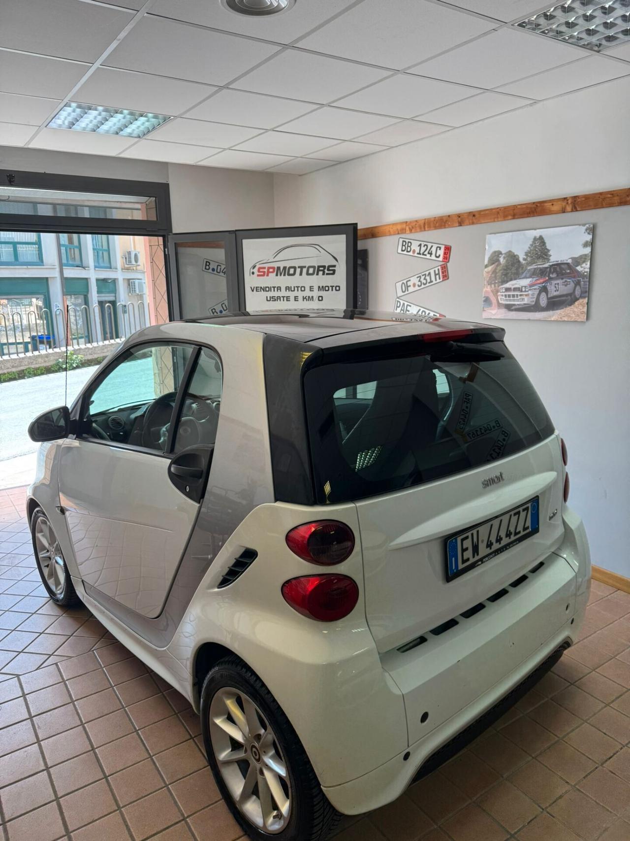 Smart ForTwo 1000 52 kW MHD coupé pulse neop. perfetta