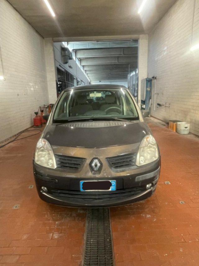 RENAULT Modus 1.2 16V Dynamique