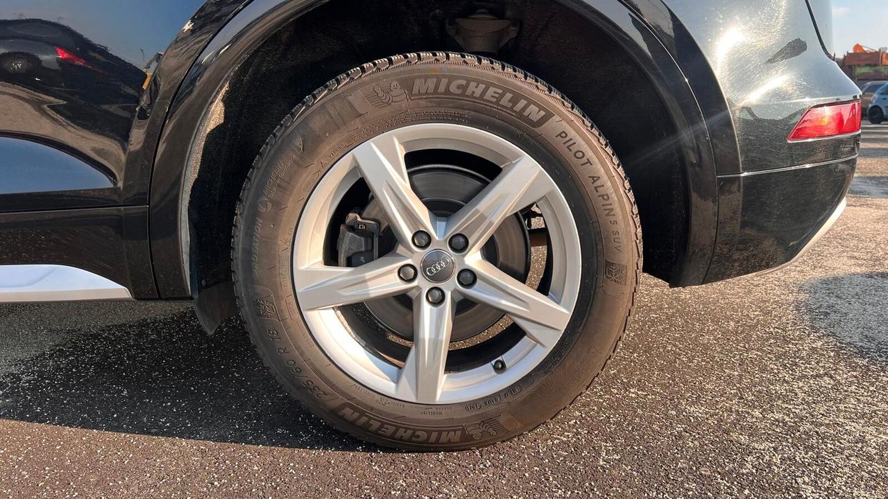 Audi Q5 2.0 TDI 190 CV quattro S tronic Business Sport