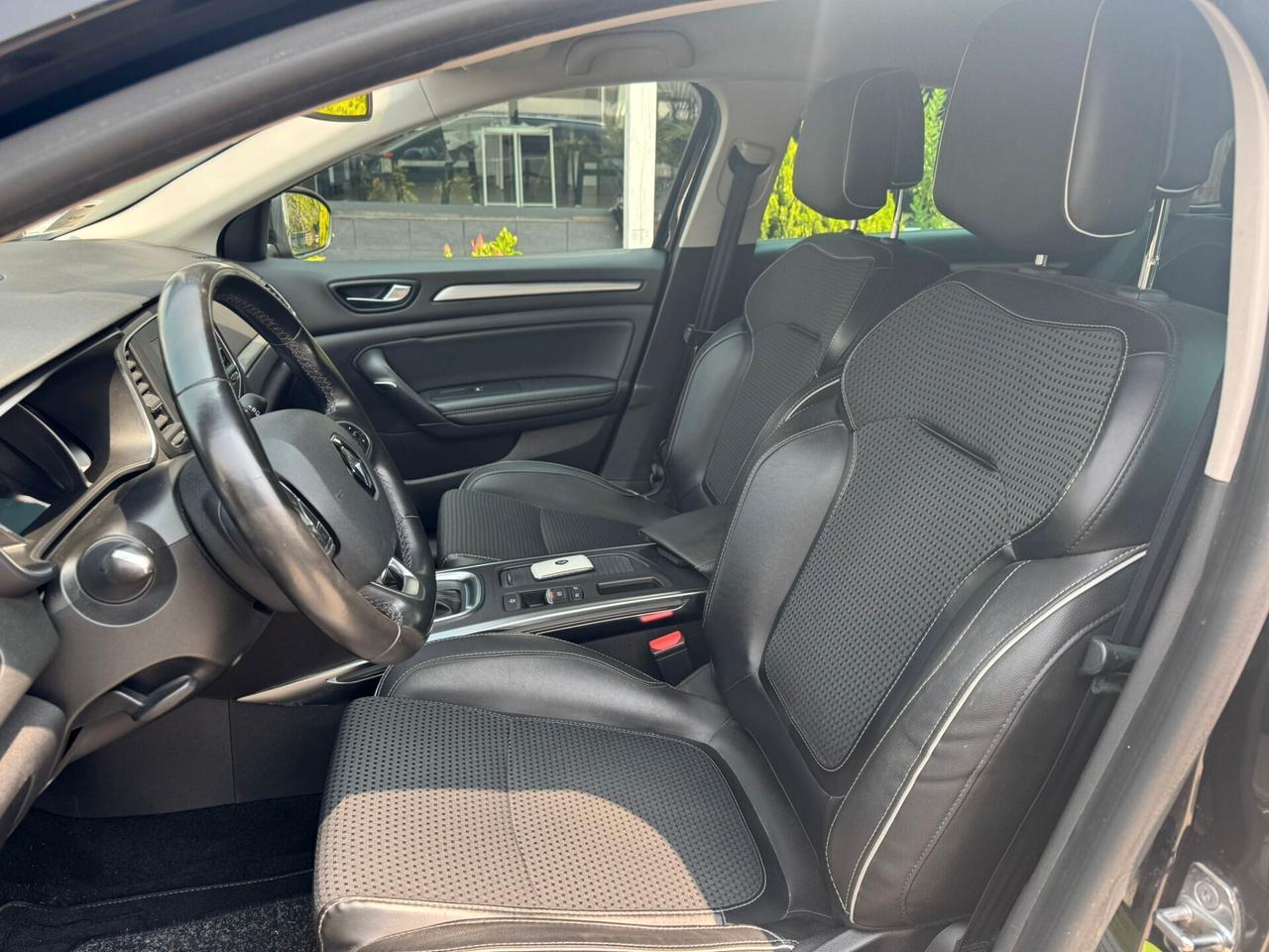 Renault Megane Sporter dCi 8V 110 CV EDC Energy Bose
