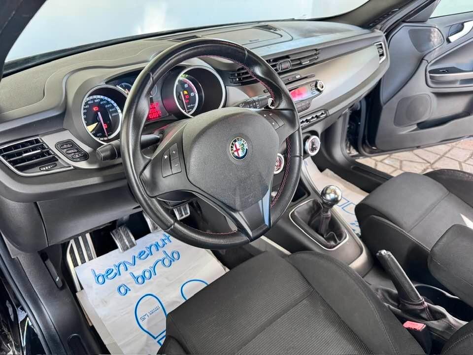 Alfa Romeo Giulietta 1.6 JTDm-2 105 CV Veloce