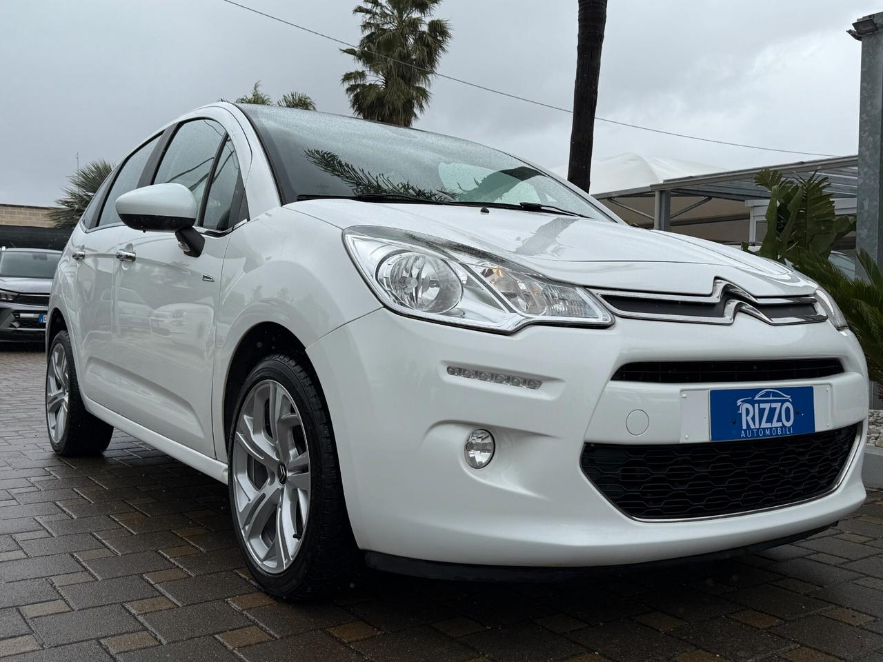 Citroen C3 1.2 VTi 82 Exclusive Tetto