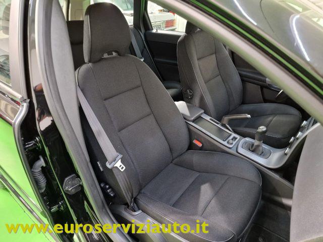 VOLVO V50 D2 POLAR