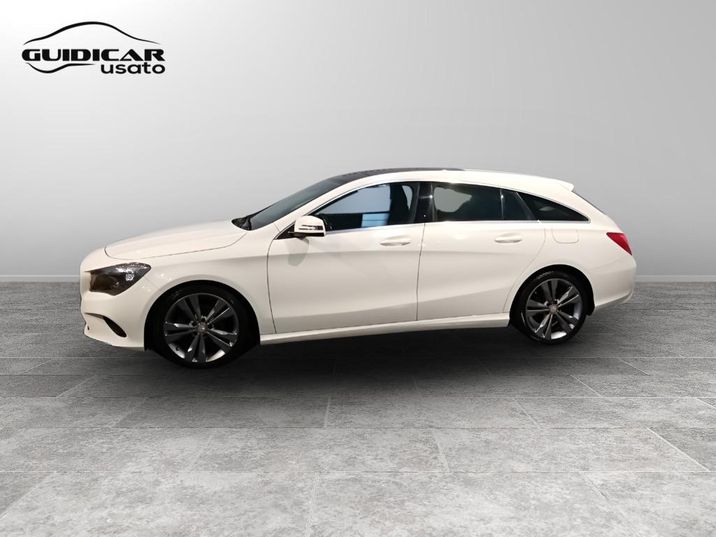 Mercedes-Benz CLA Shooting Brake - X117 - CLA Shooting Brake 200 d (cdi) Sport auto