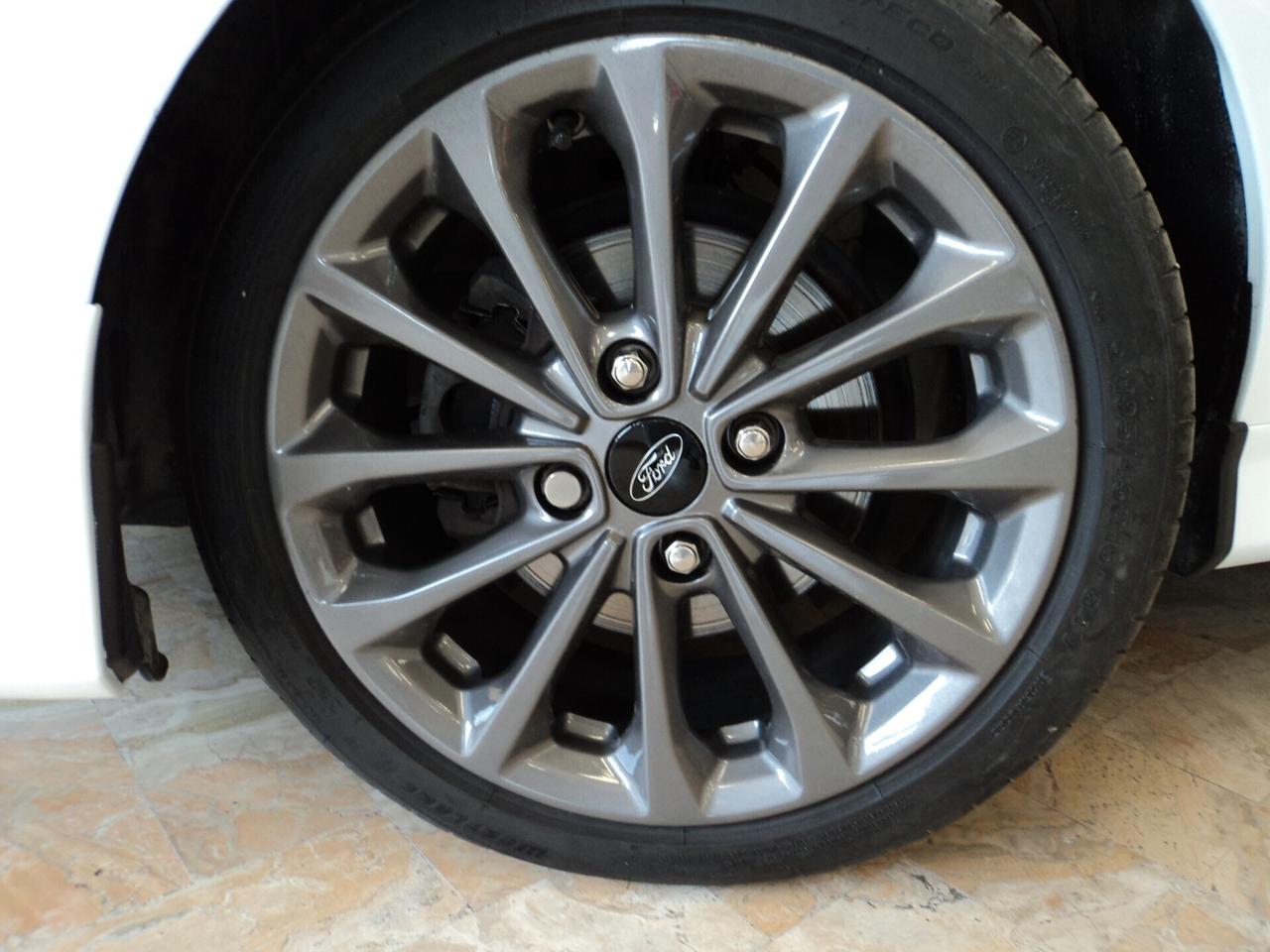 Ford Fiesta 1.5 TDCi 5 porte ST-Line