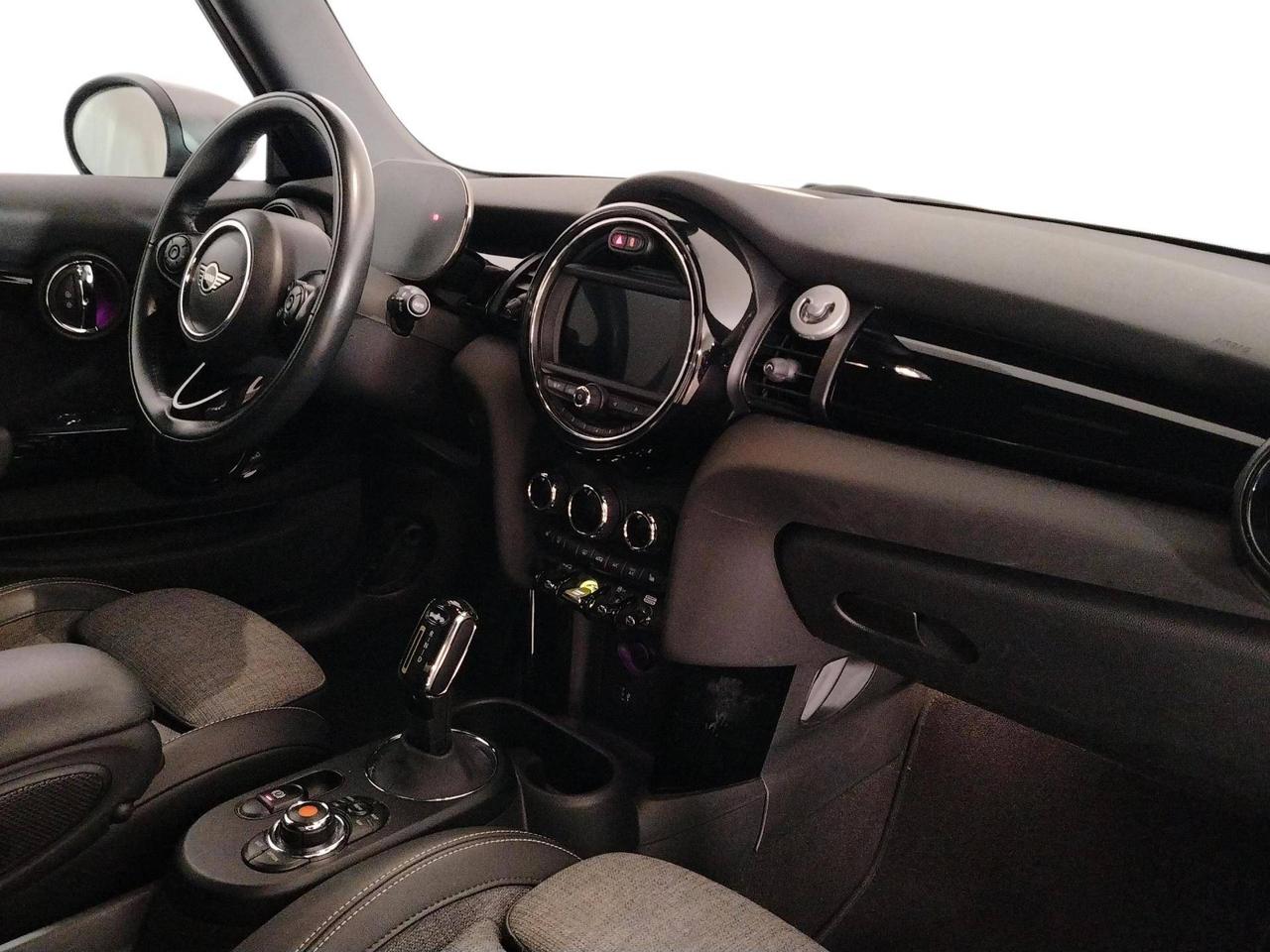 MINI Mini Cooper SE M