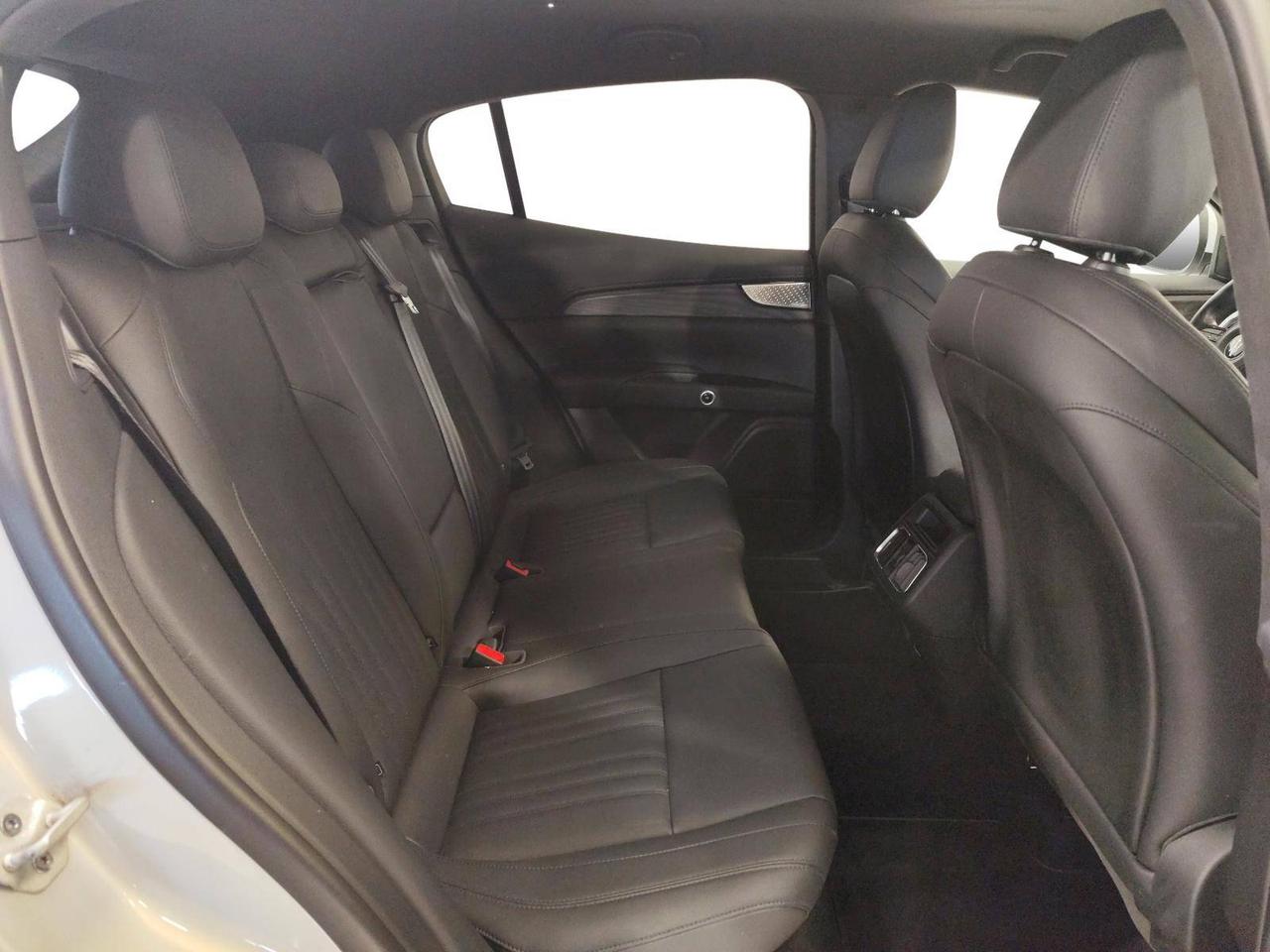 Maserati Grecale GT 300cv