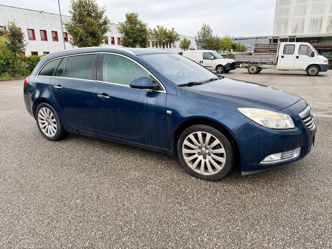 OPEL INSIGNIA SPORTS TOURER 2.0 CDTI