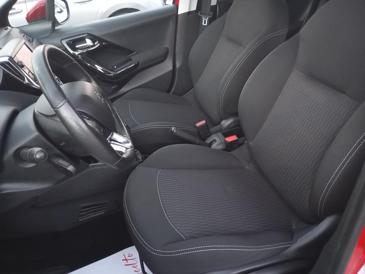 Peugeot 208 5P 1.2 PureTech 82CV Active