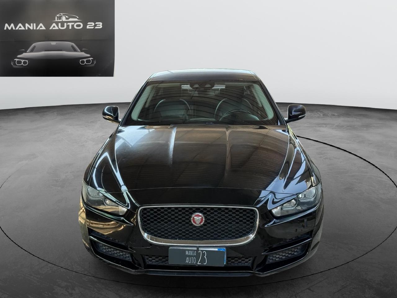 JAGUAR XE*2.0*180 CV*R-LINE*
