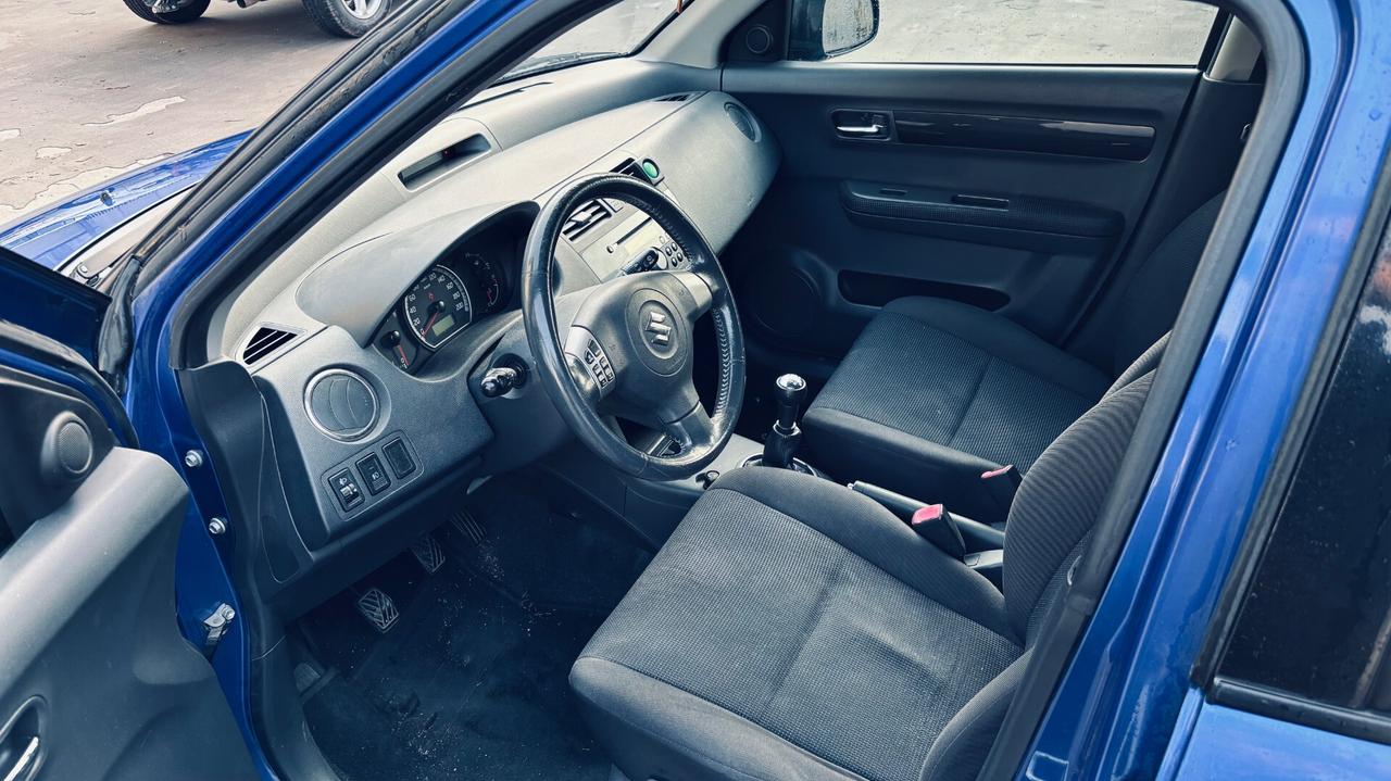 Suzuki Swift 1.3 4x4 5p. GL