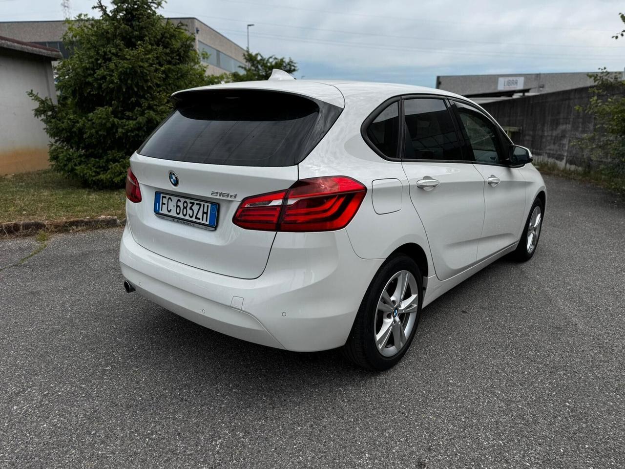Bmw 2er Active Tourer 218d Luxury
