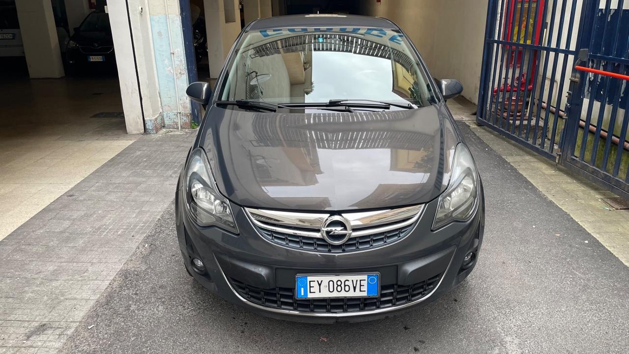 Opel Corsa 1.2 85CV 3 porte GPL-TECH b-color