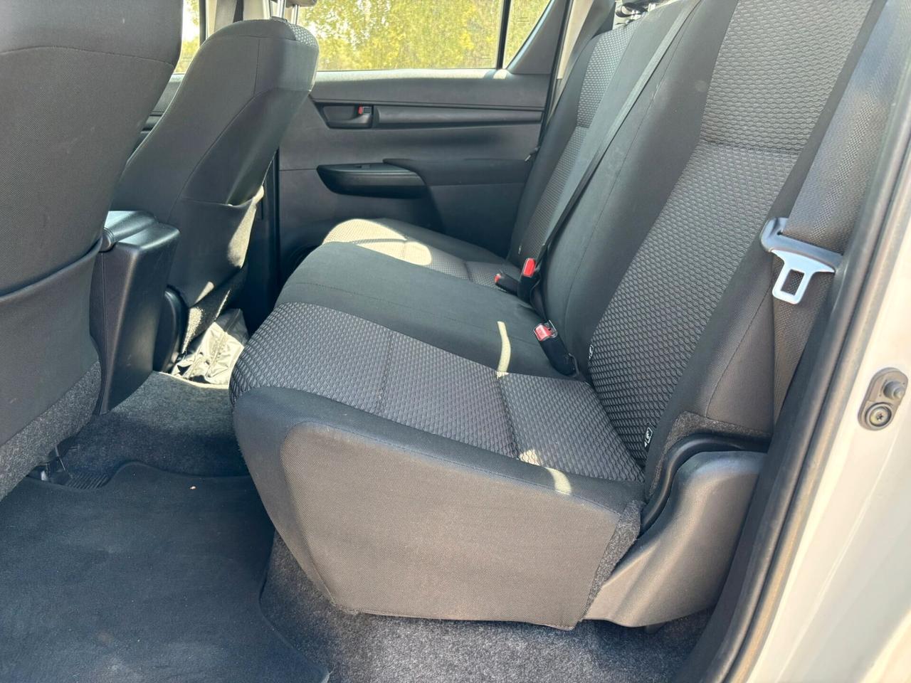 Toyota Hilux 2.4 D-4D 4WD 4 porte Double Cab Comfort