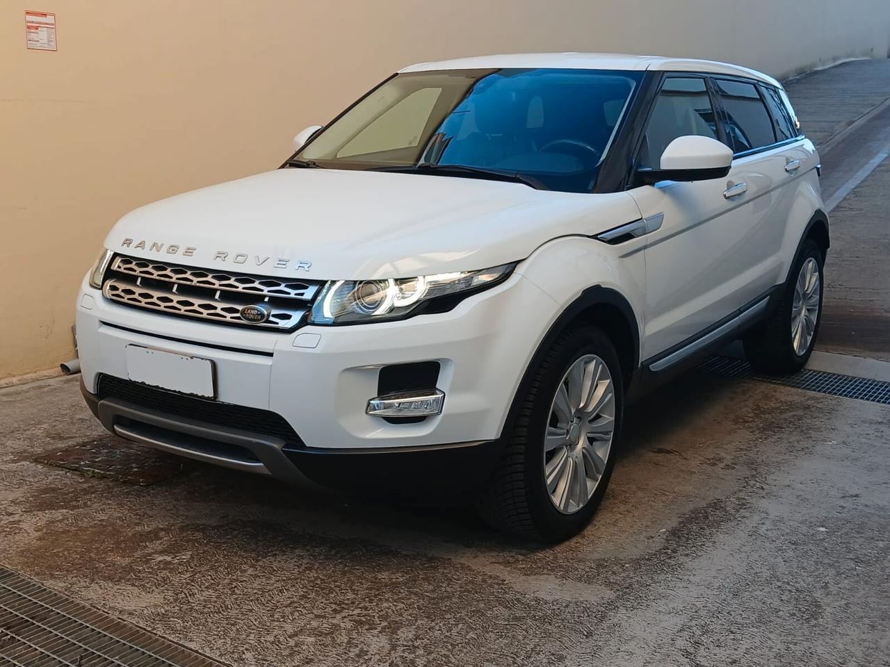 Land Rover Range Rover Evoque Range Rover Evoque 2.2 Sd4 5p. Prestige