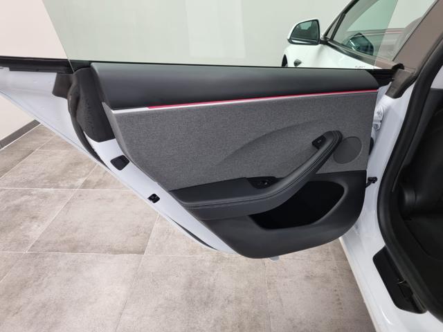 TESLA Model 3 NV35 RWD Premium