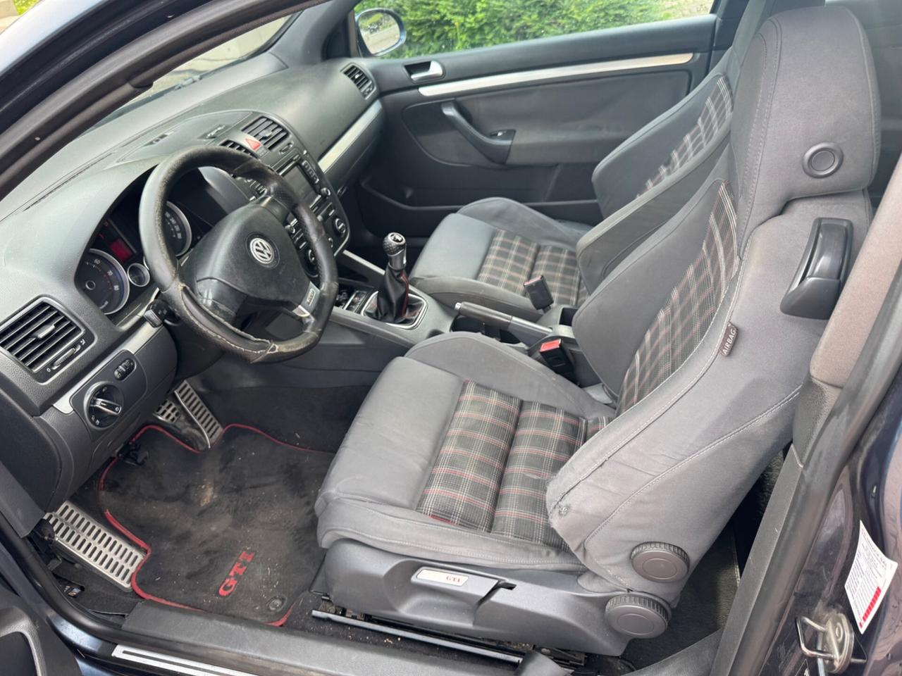 Volkswagen 2.0 16V TFSI 3p. GTI