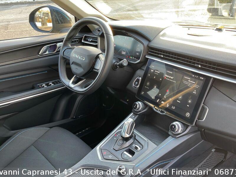 Lynk & Co 01 01 PHEV