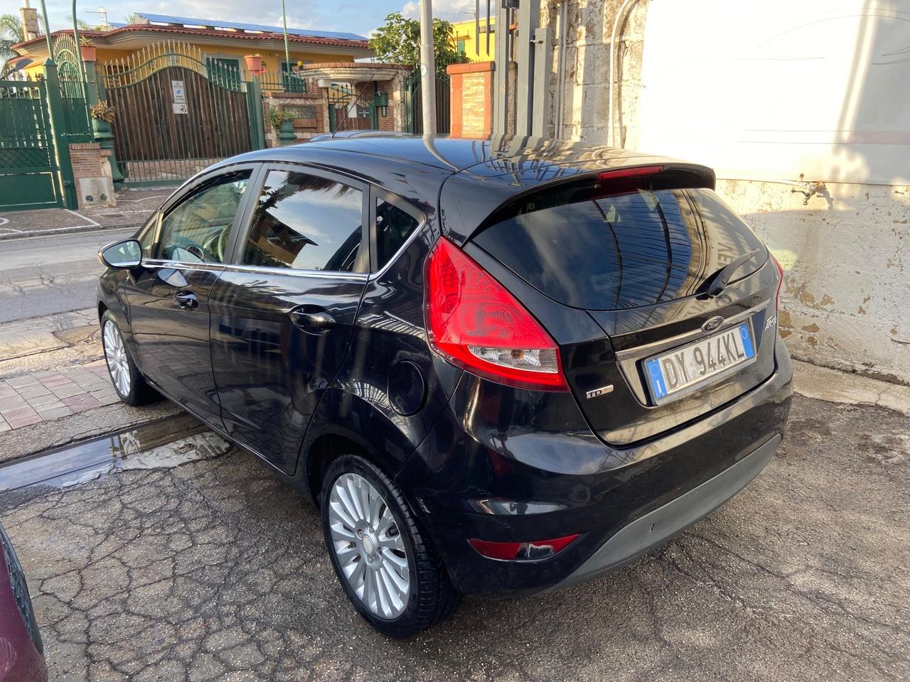 Ford Fiesta 1.4 TDCi 5p. Ghia