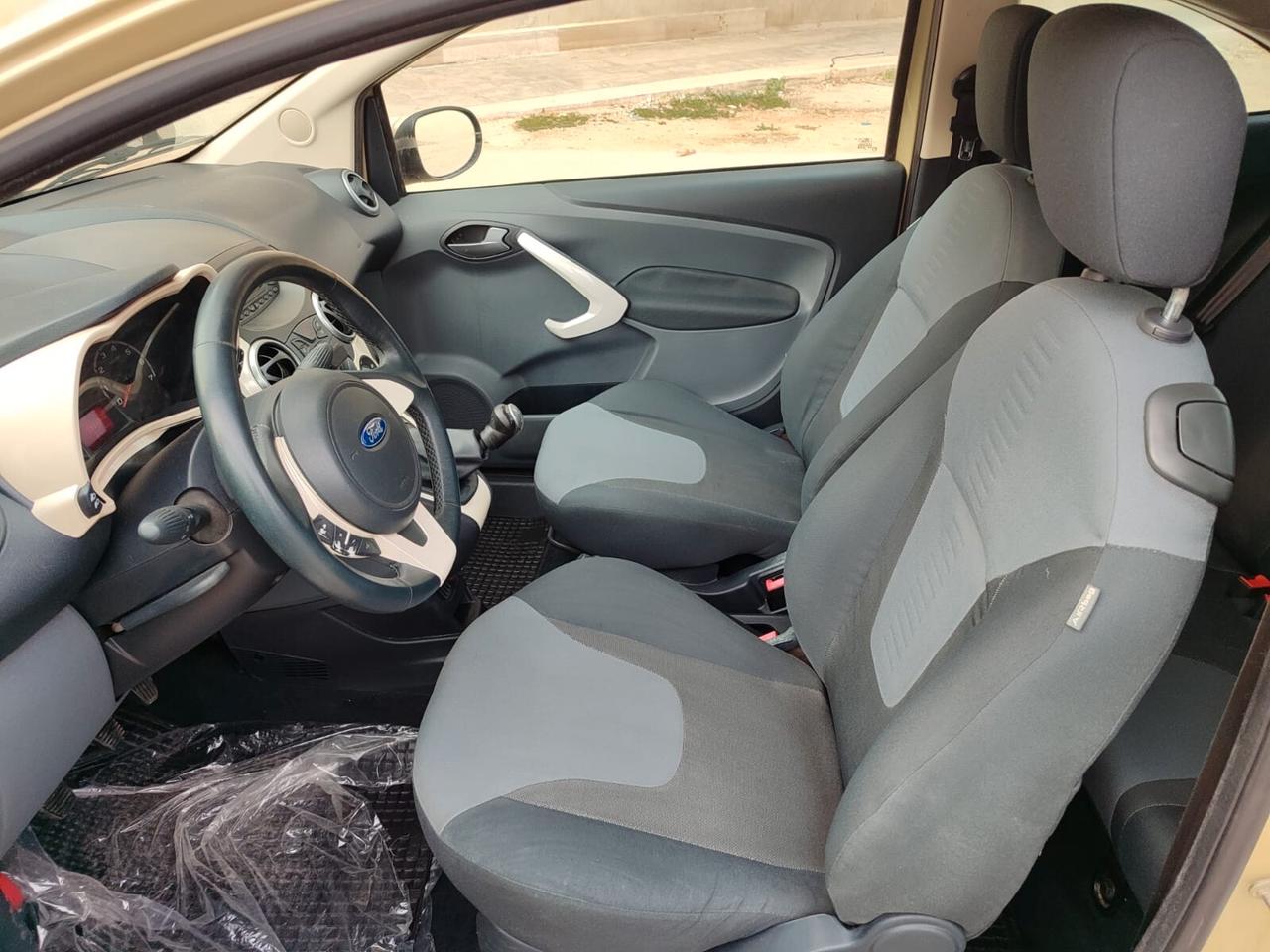 Ford Ka 1.3 TDCi 75CV Titanium!!!