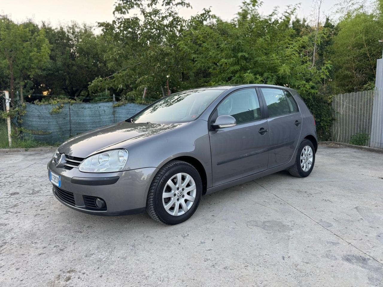 Volkswagen Golf 1.9 TDI DPF 4mot. 5p. Sportline