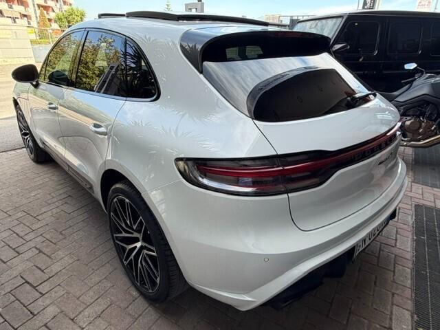 Porsche Macan 2.0 T 265CV