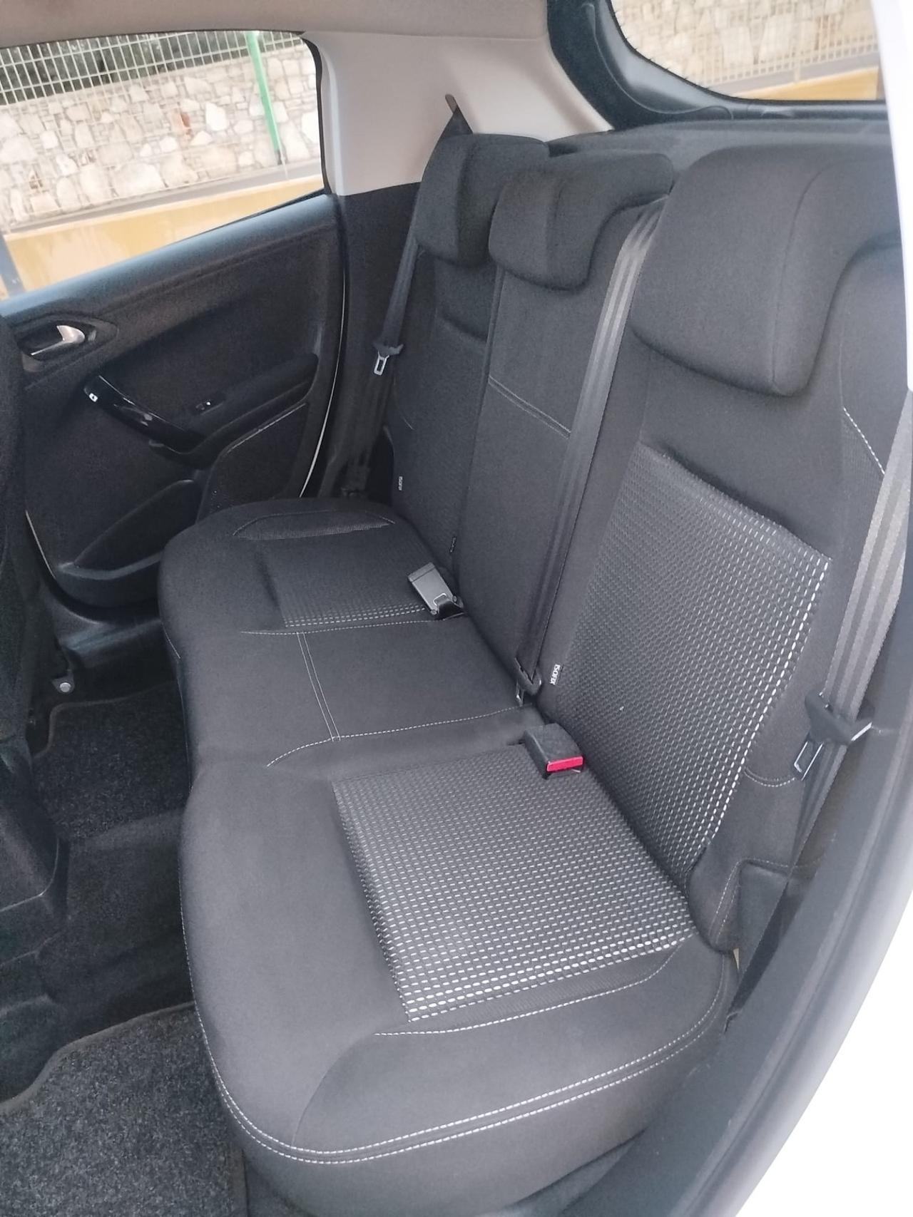 Peugeot 208 BlueHDi 75 5 porte Allure