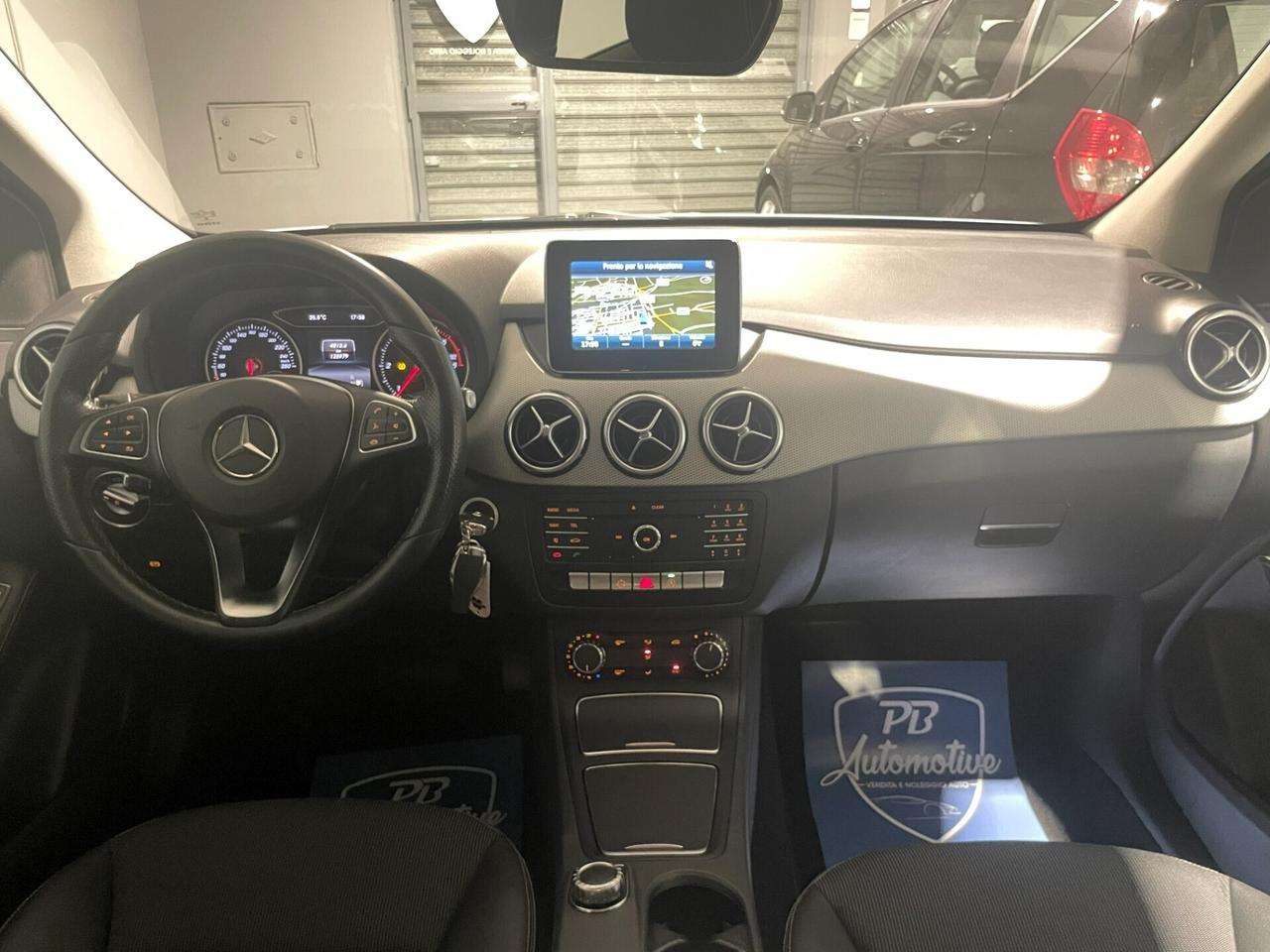 MERCEDES-BENZ B180 CDI SPORT NAVI/LED/PELLE 1 PROP