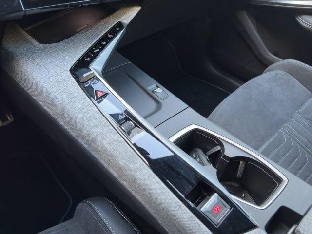 PEUGEOT 3008 1.2 Hybrid 145cv e-DCS6 GT