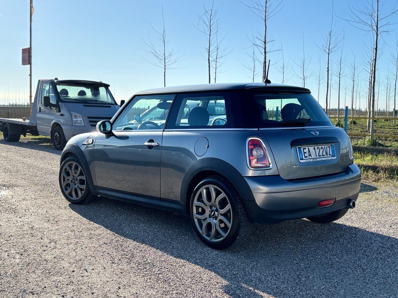 Mini 1.6 16V One D