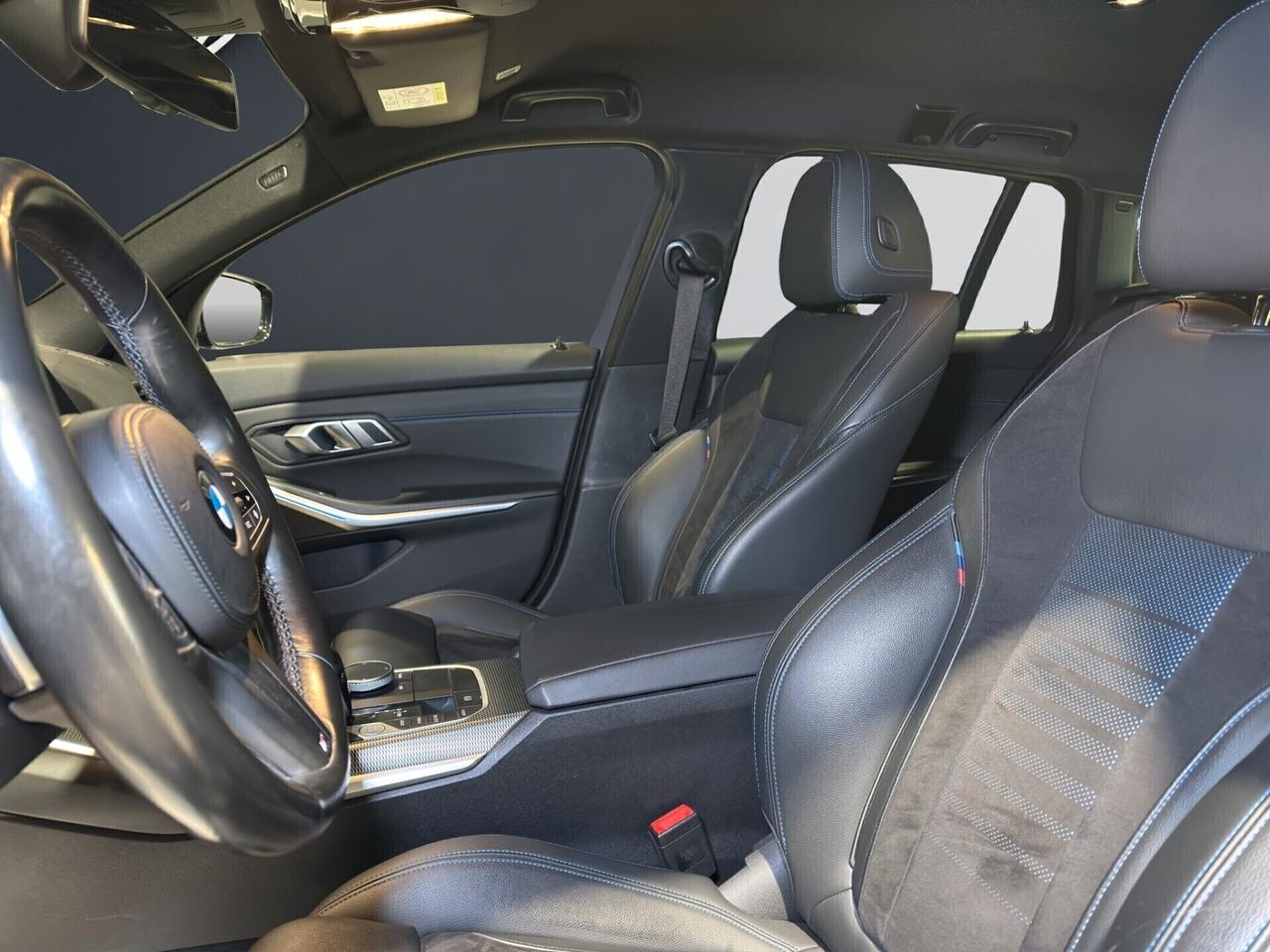 Bmw 330e xDrive Touring Msport iva esposta