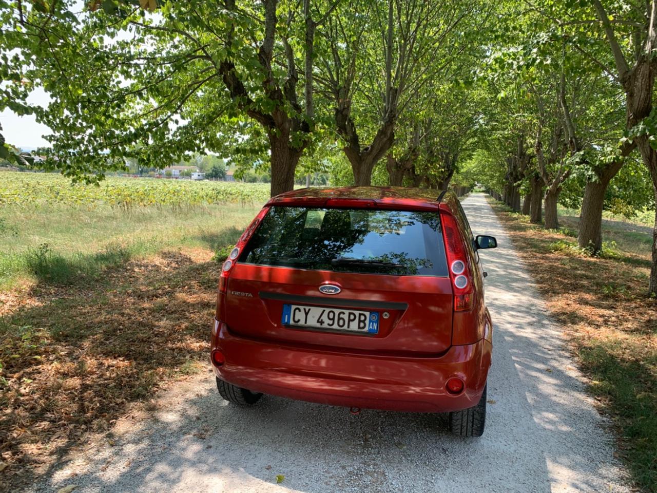 Ford Fiesta 1.2 titanium accessoriata
