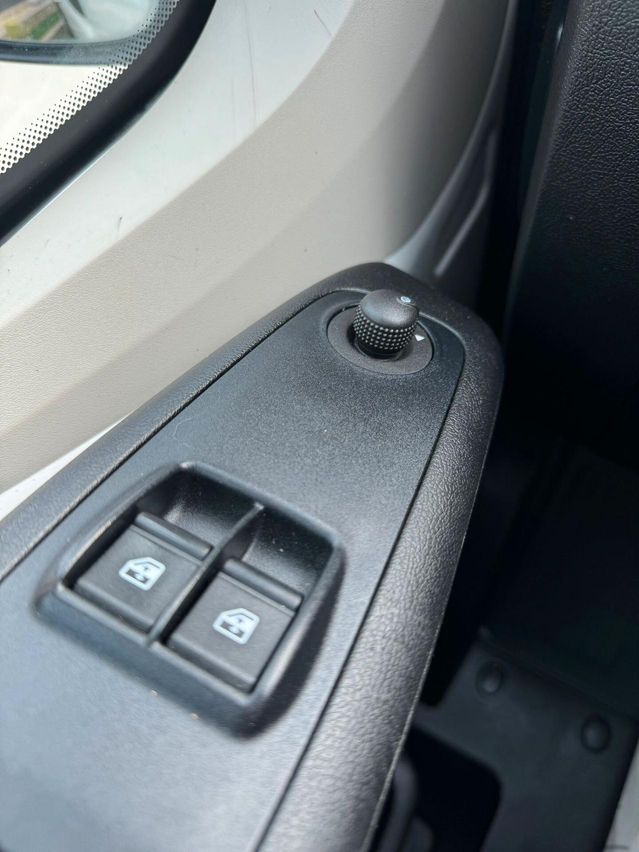 Citroen Jumper 35 L3 Bluehdi 140CV Doppia Cabina, cassonato, 07/2020 con motore nuovo rigenerato.