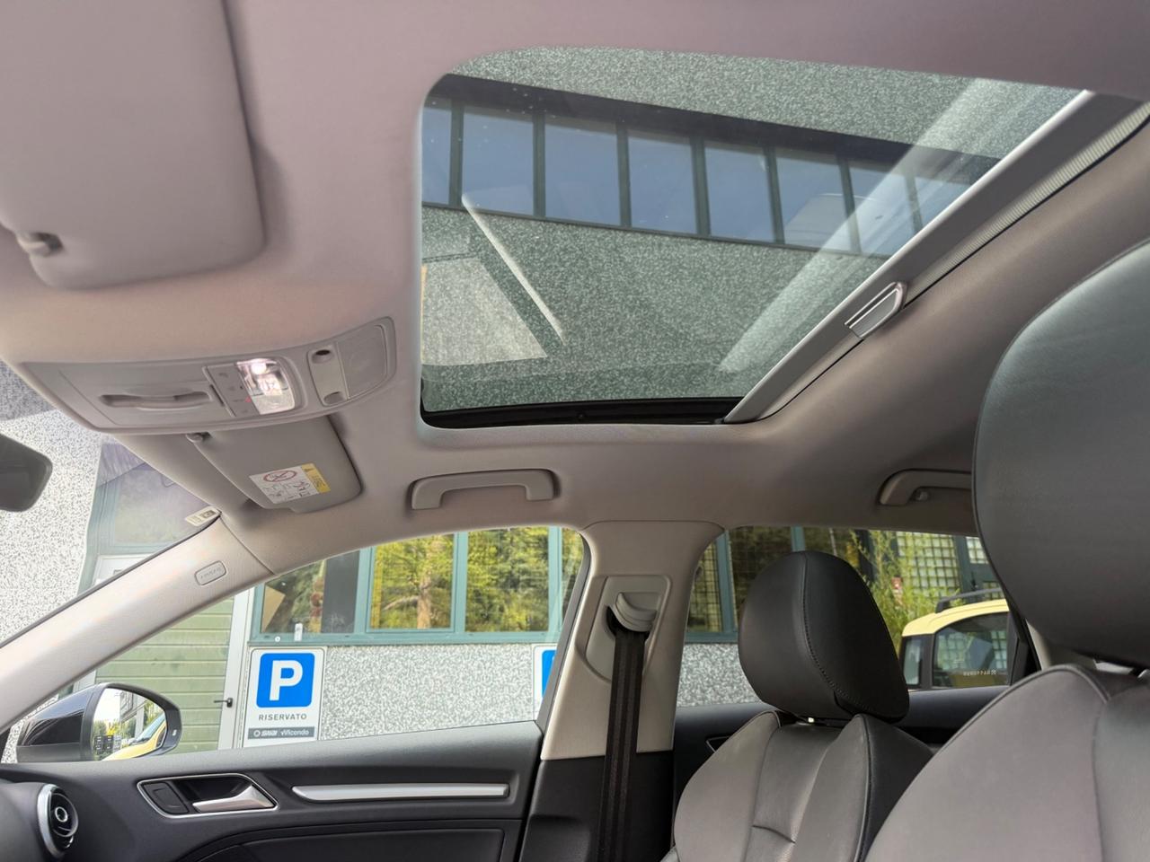 Audi A3 SPB 1.6 TDI*S line*Pelle*Navi*solo58000km*