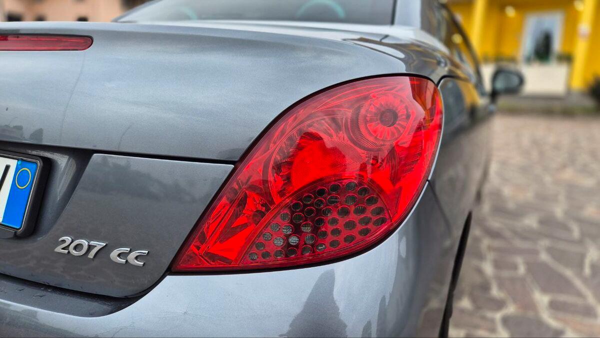 Peugeot 207 CC 207 CC 1.6 16v Roland Garros