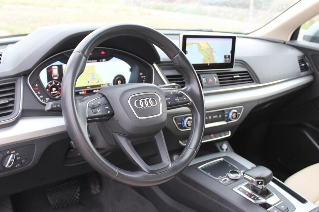 AUDI Q5 2.0 TDI s-tronic *Quadro digitale *Pelle