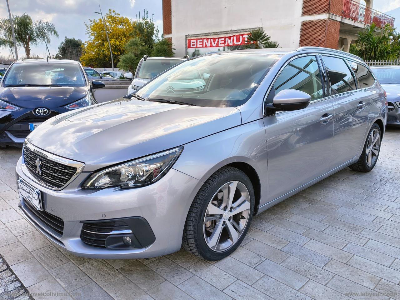 PEUGEOT 308 BlueHDi 130 S&S SW Allure
