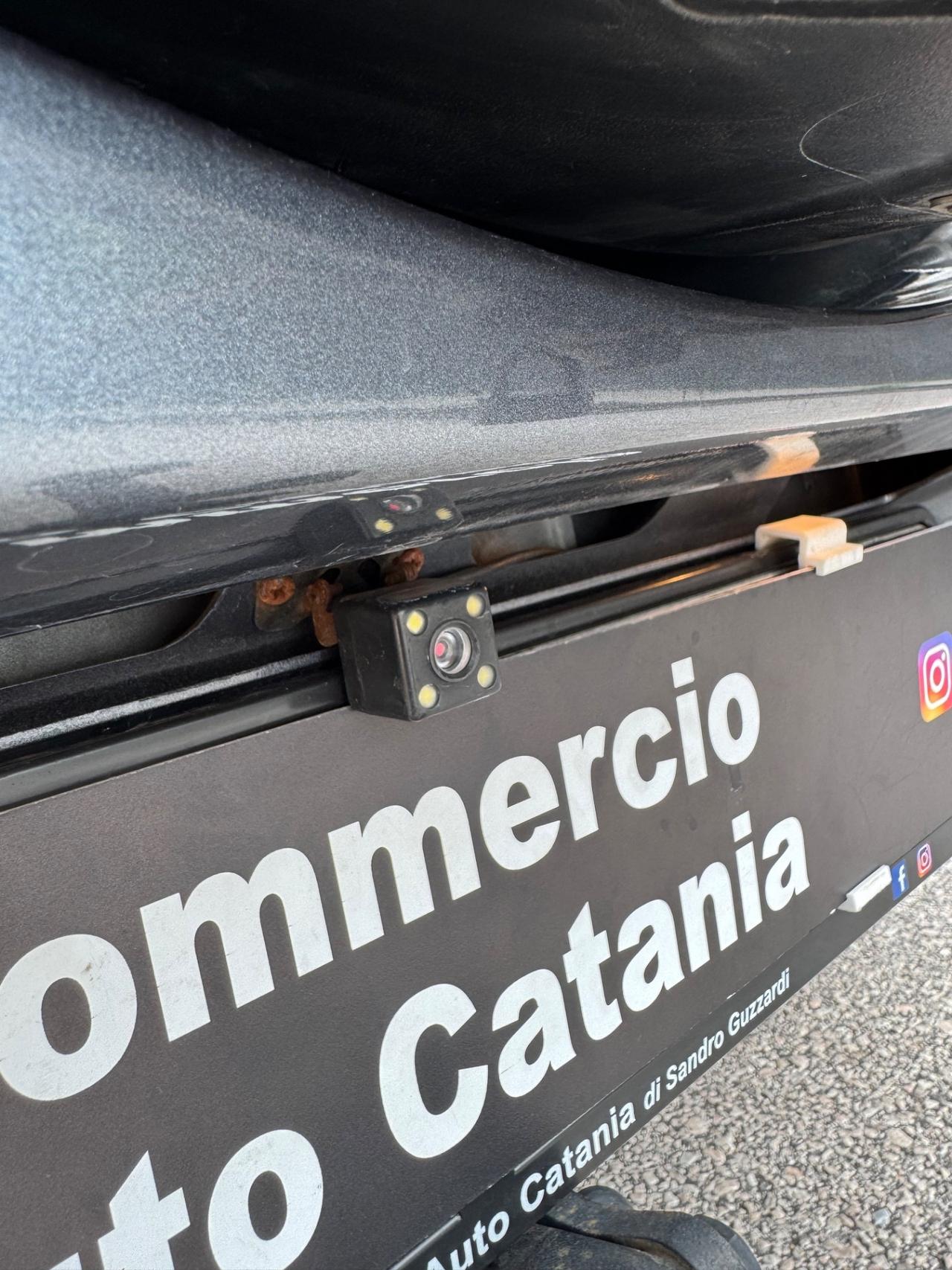 Suzuki Grand Vitara 1.9 DDiS CON GANCIO TRAINO