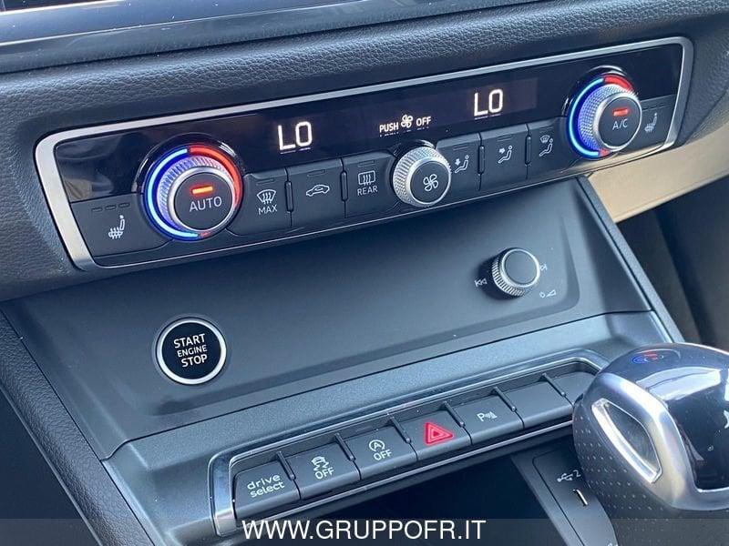 Audi Q3 SPB 35 TDI S tronic Identity Black